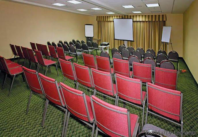 Fairfield Inn & Suites By Marriott Fairfield Napa Valley Area מראה חיצוני תמונה