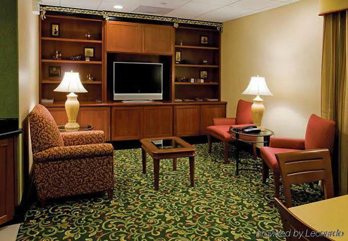 Fairfield Inn & Suites By Marriott Fairfield Napa Valley Area מראה חיצוני תמונה