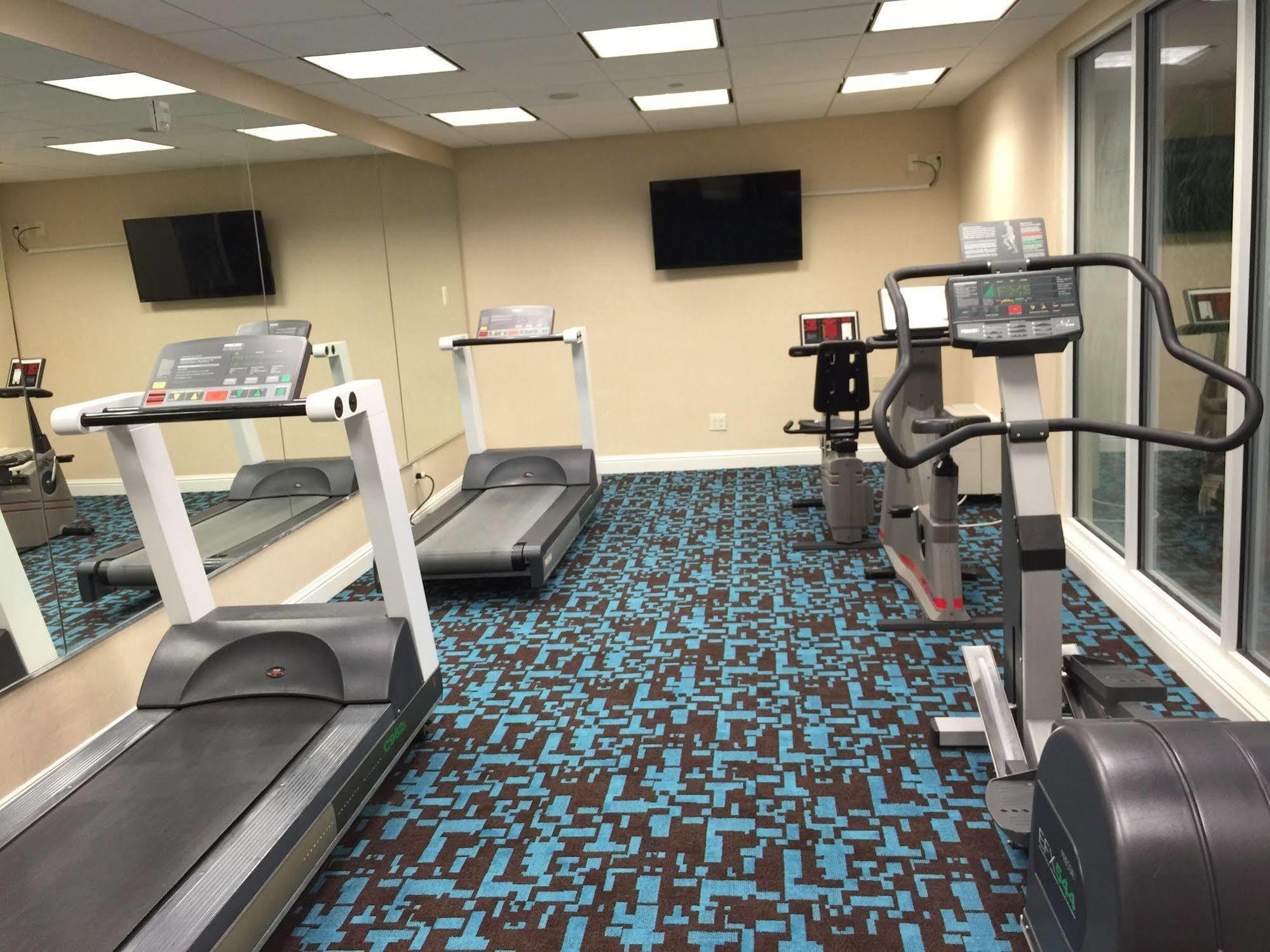 Fairfield Inn & Suites By Marriott Fairfield Napa Valley Area מראה חיצוני תמונה