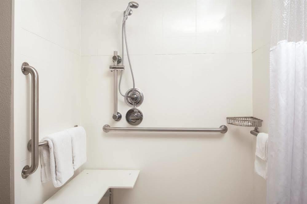 Fairfield Inn & Suites By Marriott Fairfield Napa Valley Area מראה חיצוני תמונה