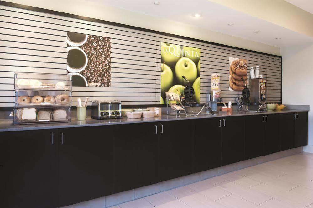 Fairfield Inn & Suites By Marriott Fairfield Napa Valley Area מראה חיצוני תמונה